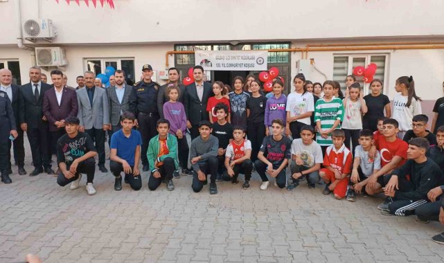Gölbaşı'nda öğrenciler Cumhuriyetin 100. Yılı için koştu