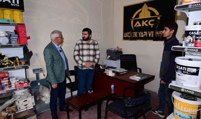 Güder Eskimalatya'da geçici iş yerindeki esnafları yalnız bırakmıyor