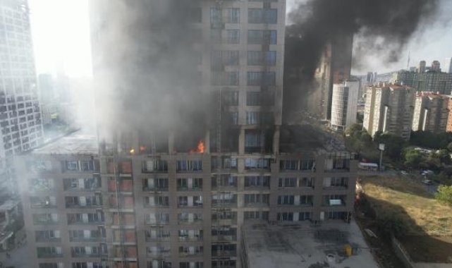 Havadan fotoğraflarla Ataşehir'de inşaatta yangın -2