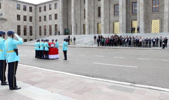 Hayatını kaybeden eski milletvekili Saylam için Meclis'te tören