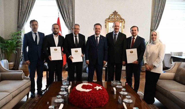 Hayırsever Koşar ailesinden Manisa'ya aile sağlığı merkezi