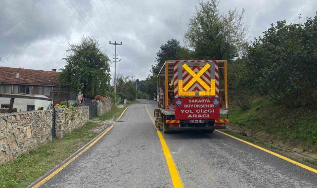 Hendek'te çizgi çalışması ile yollar daha güvenli