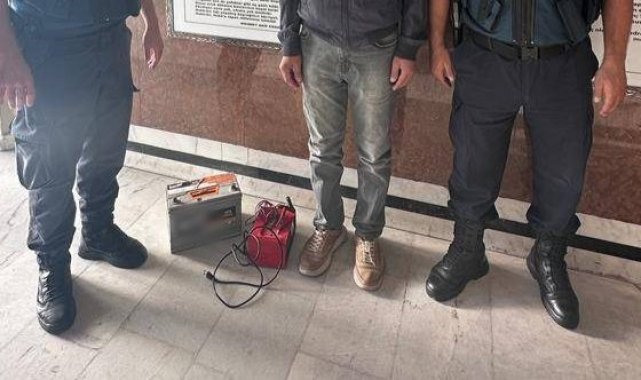 Hırsızlık şüphelisini güvenlik kamerasına takılan görüntüsü yakalattı