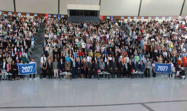 HKÜ'de 2 bine yakın yeni öğrenci oryantasyon programıyla eğitime başladı