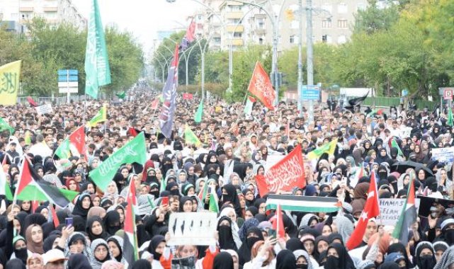 HÜDA PAR'dan Diyarbakır'da 'Aksa Tufanı'na destek mitingi