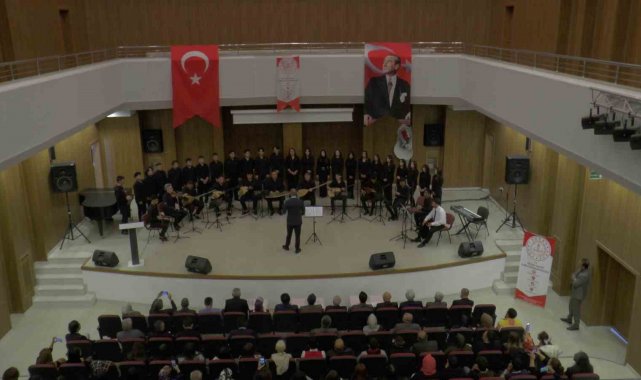 İl Milli Eğitim Müdürü Karaköse: "Gençlerimiz oldukça Cumhuriyet yüzyıllarca yaşayacak"