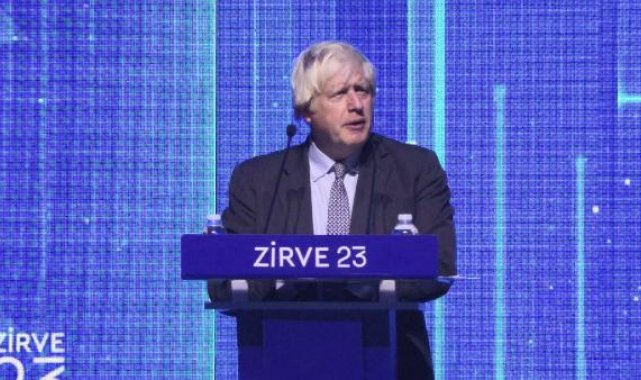 İngiltere eski Başbakanı Boris Johnson İstanbul'da 23 Zirvesi'ne katıldı
