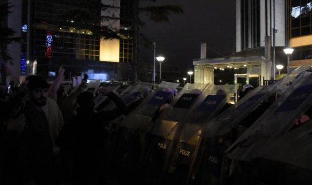 - İsrail'in Gazze'de hastaneyi hedef alması İstanbul'da protesto edildi