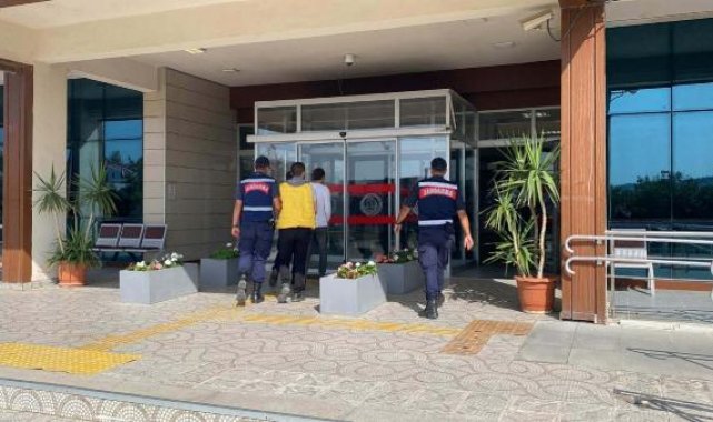 İzmir'de 464 göçmen yakalandı, 12 organizatör tutuklandı