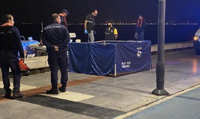 İzmir'de, denizde ayaklarına bidon bağlanmış erkek cesedi bulundu