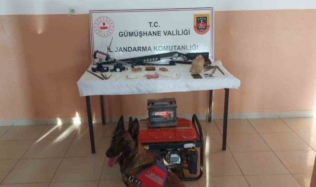 Jandarma'dan kaçak kazı ve kenevir operasyonu