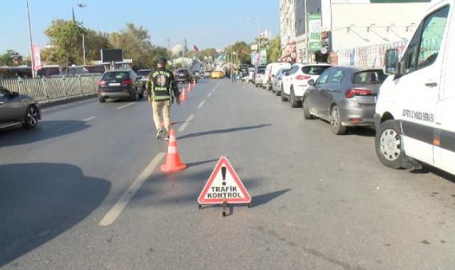 Kadıköy'de taksilere denetim: 5 şoföre 9 bin 436 lira ceza