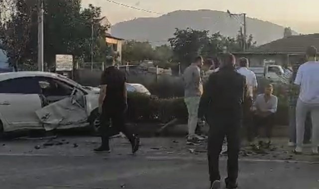 Kafa kafaya çarpıştılar: 2 yaralı