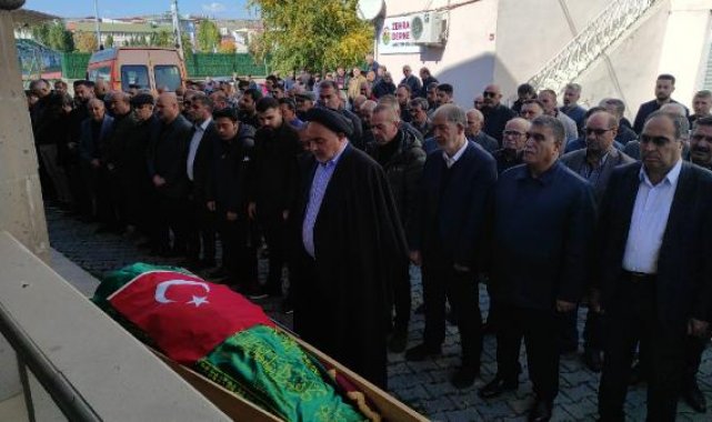Kars Gazeteciler Cemiyeti Başkanı, toprağa verildi