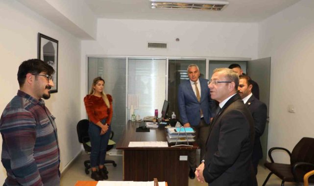 Kars Valisi Polat, saha çalışmalarını sürdürüyor