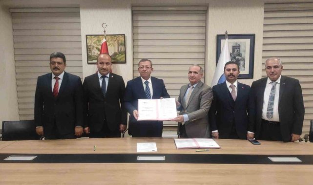 Kars'ta Tiyatro Topluluğu protokolü imzalandı