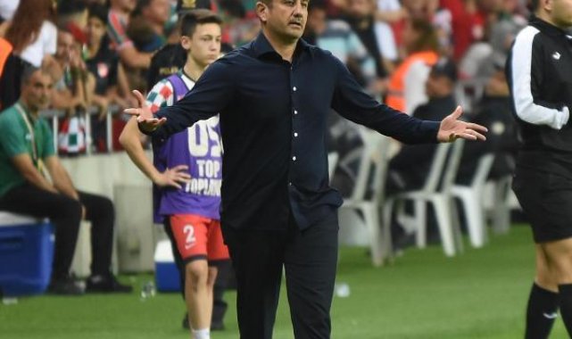 Karşıyaka'da Aka inanıyor