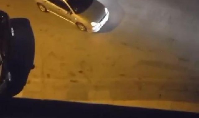 Kavga eden çifti ayırmak isterken bıçakla yaralandı