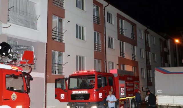 Kendisinden ayrılmak isteyen eşini bıçaklayıp, evi ateşe vermişti; 18 yıl hapis cezası aldı