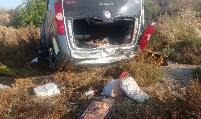 Kırıkkale'de hafif ticari araç devrildi: 3 yaralı