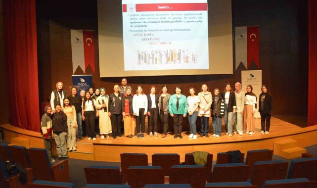 Kız Çocukları Günü'nde kadına yönelik şiddetle konuşuldu