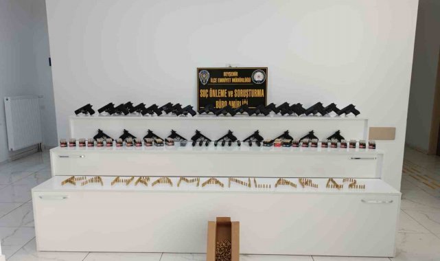 Konya polisinden silah kaçakçılarına operasyon