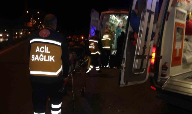 Konya'da iki otomobil çarpıştı: 8 yaralı