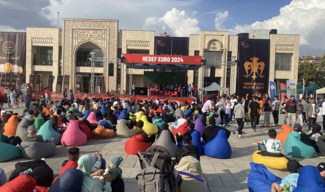 Konya'da milli maç heyecanı
