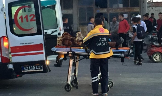 Konya'da motosiklet ile elektrikli bisiklet çarpıştı: 2 yaralı