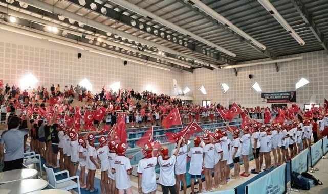 Kulaçlar Cumhuriyet'in 100. yılı için atıldı