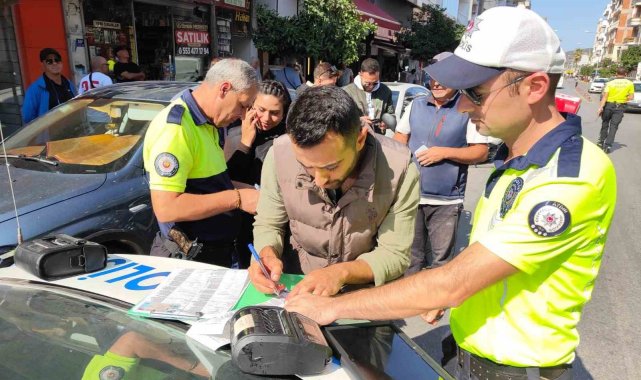 Kuşadası'nda 48 saat süren denetimde motosiklet sürücülerine ceza yağdı
