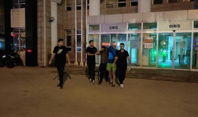 Kuşadası'nda 5 kaçak göçmen yakalandı, 3 organizatör tutuklandı