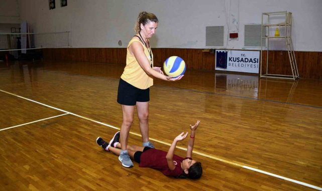 Kuşadası'nda kış spor okulları için kayıtlar sürüyor