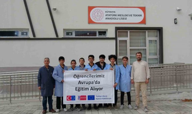 Kütahya Atatürk MTAL öğrencileri Avrupa'da eğitim aldı