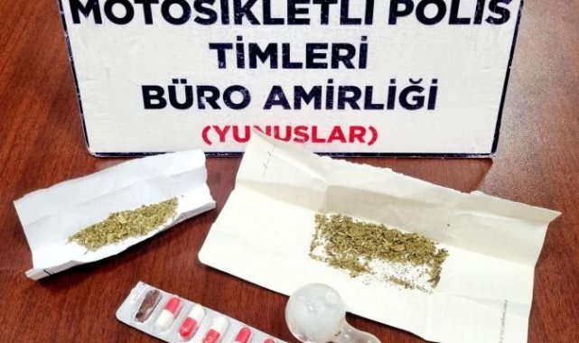 Kütahya'da Yunus Timleri bir araçta uyuşturucu ele geçirdi