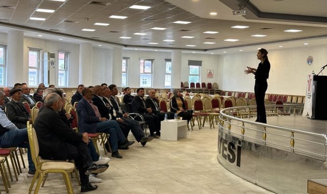 Mahalle ve köy muhtarına 'erken yaşta ve zorla evlilikle ilgili eğitim verildi