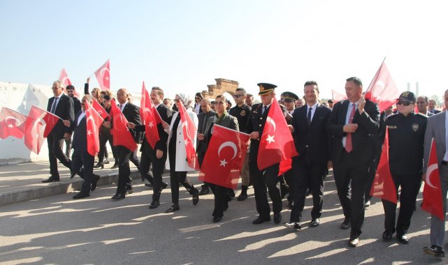Malazgirt'te 29 Ekim Cumhuriyet Bayramı coşkusu