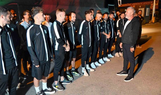 Manavgat Belediyespor sezon öncesi yemekte bir araya geldi