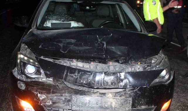 Manisa'da 2 otomobil çarpıştı: 1 yaralı