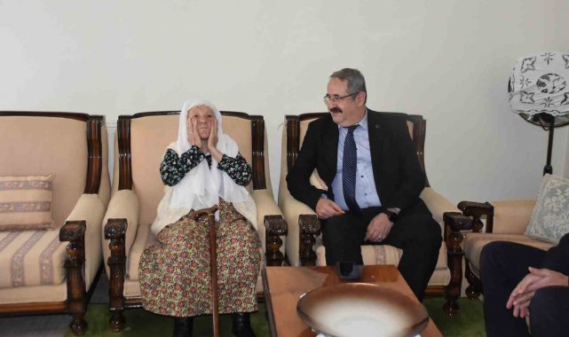 Manisalı Alime nine Cumhuriyet ile aynı yaşta