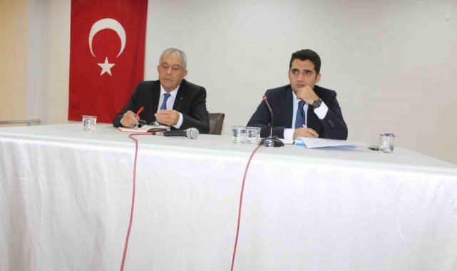 Manyas Kaymakamı Emre Yeşil halk toplantısı yaptı