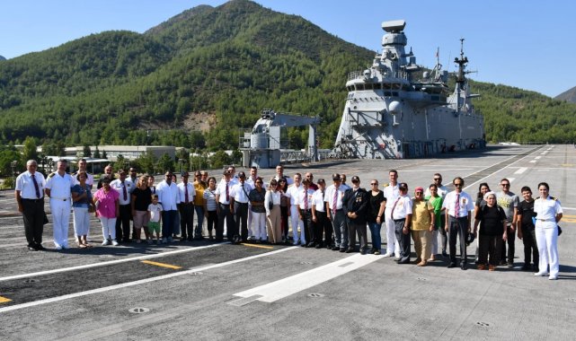 Marmarisli Muharip Gaziler TCG Anadolu'yu ziyaret etti