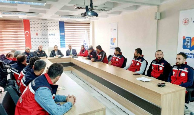 MEB AKUB ekibi arama kurtarma eğitimlerini tamamladı