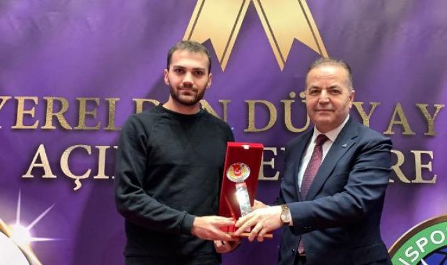 Medya Basın Federasyonu'ndan DHA'ya ödül