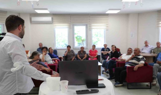 Merkezefendili yetişkinlere özel seminer