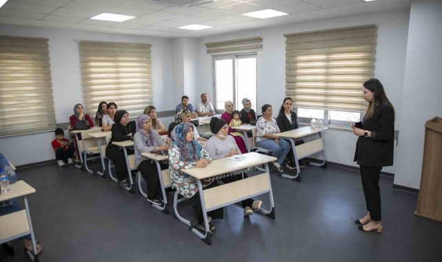 Mersin Büyükşehir Belediyesi LGS kurs merkezleri aileleri bilgilendirdi
