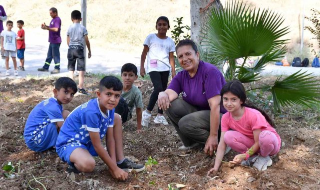 Mersin'de çocuklar 'Tarım Farkındalık Atölyeleri'ne katıldı