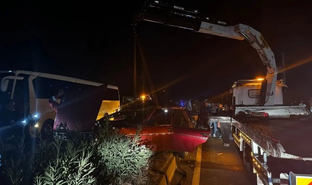 Metal yığınına dönen bu araçtan sağ çıktılar