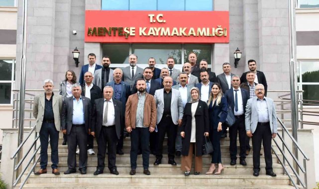 MHP Muğla İl Başkanı Akarfırat mazbatasını aldı