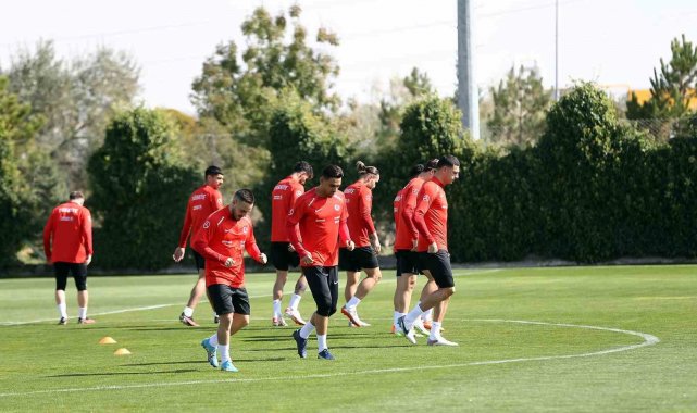 Milliler, Letonya maçı hazırlıklarını tamamladı